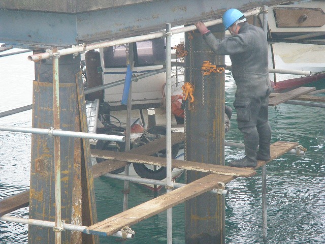 鋼菅杭補修状況の画像